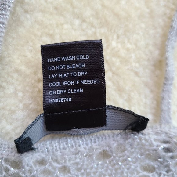 EUC Dressy V-neck Sweater Silver Size Small/Medium - Picture 5 of 7